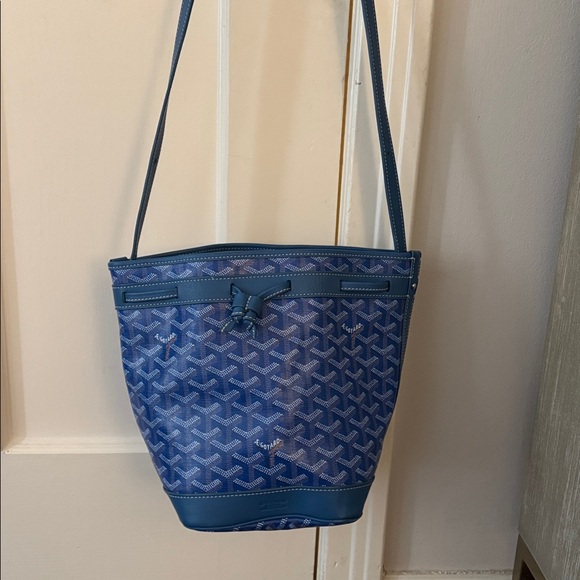 Goyard Petit Flot Bucket Bag PM in Sky Blue - Picture 2 of 7